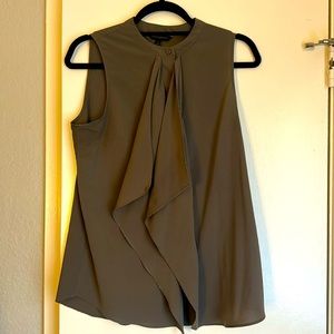 Banana Republic: olive short-sleeve button:up